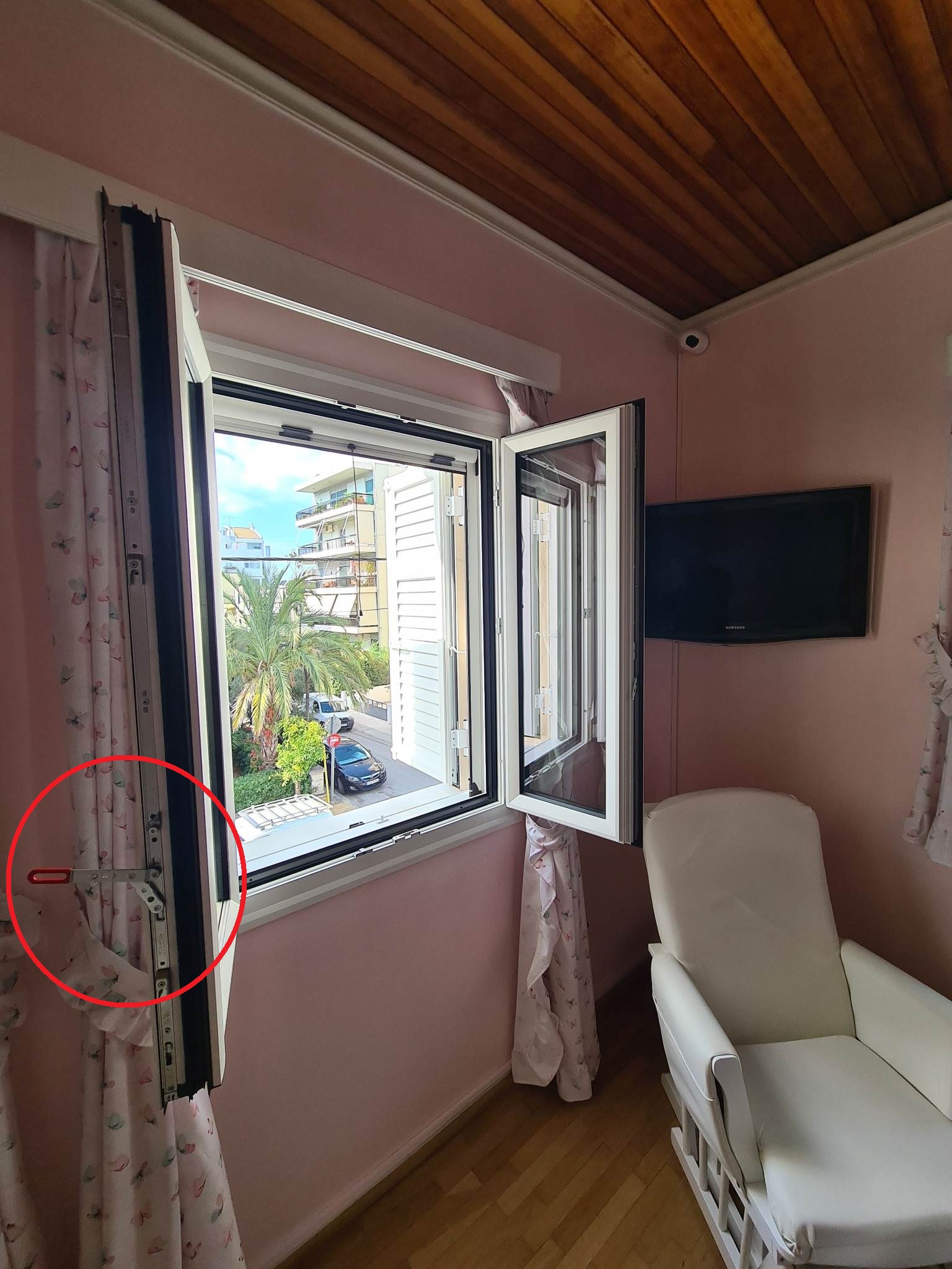 Χειριστήριο μιας κίνησης στο δεύτερο φύλλο