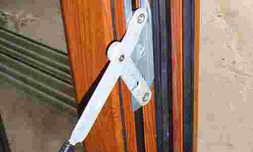 Χειριστήριο μιας κίνησης στο δεύτερο φύλλο