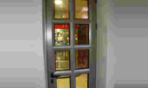 Πομπέ Χωρίσματα (τάφ) για κουζινόπορτες