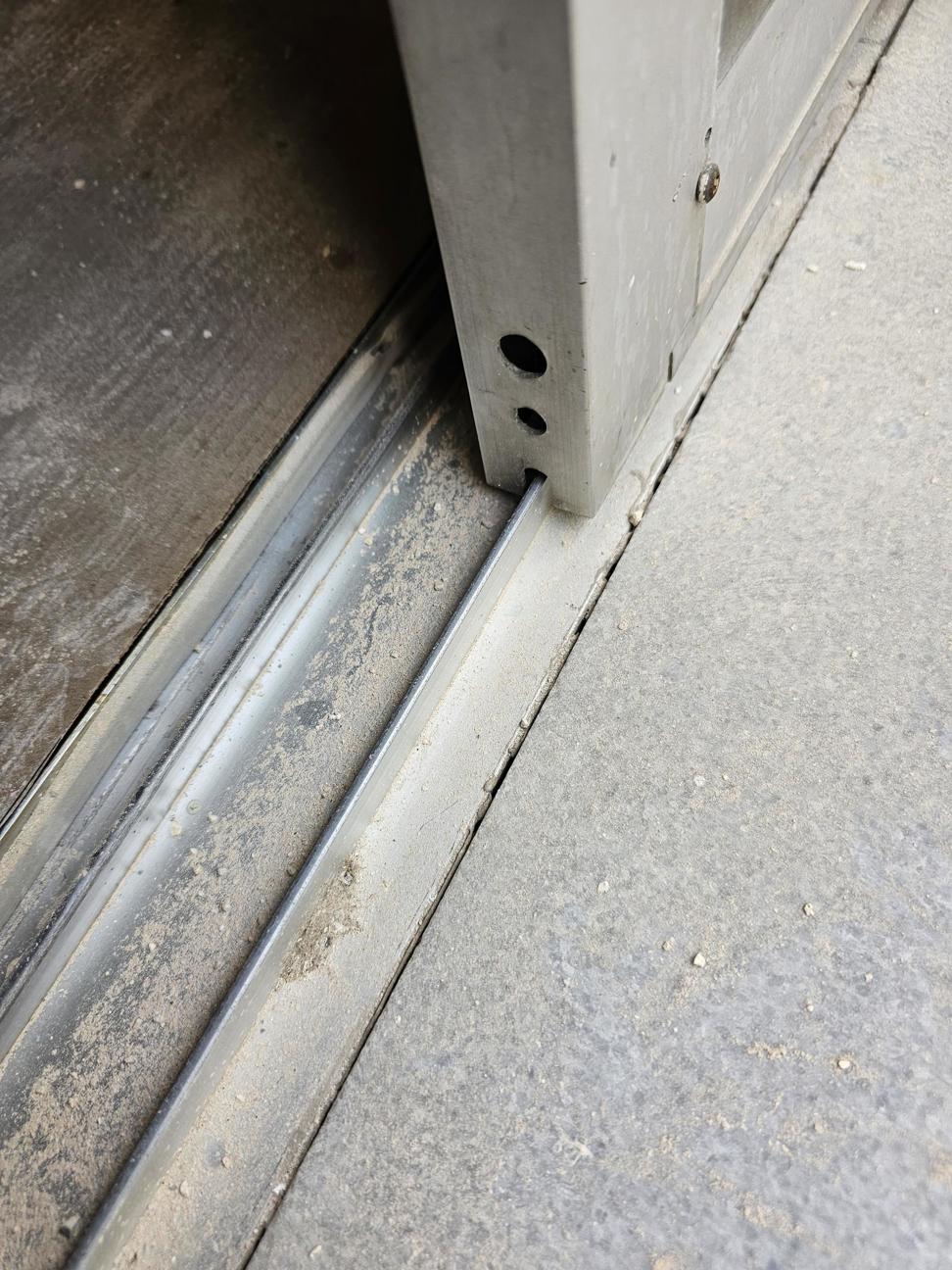 κουφώματα που μπάζουν νερά