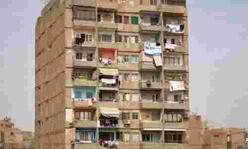 Κανονισμός πολυκατοικίας και χρώμα κουφωμάτων  –  παραθύρων