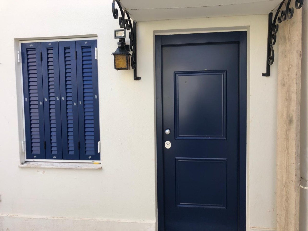 Πετράλωνα κουφώματα αλουμινίου (1)