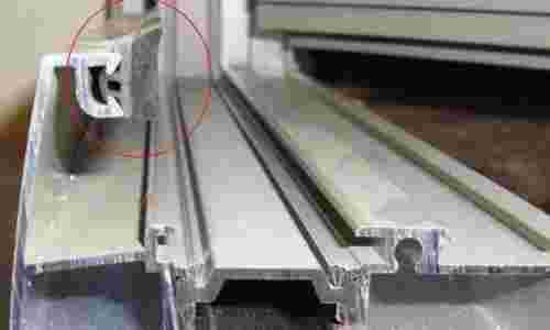 Λάστιχα κουφωμάτων… παίζοντας με τις λέξεις