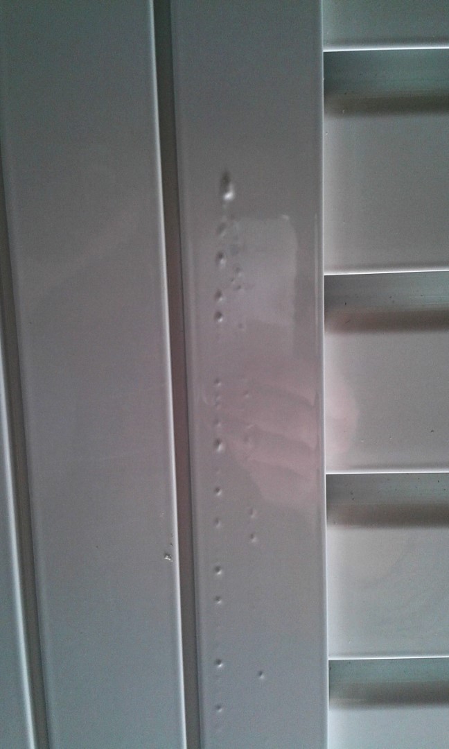 γρατσουνιές - γρατζουνίες κουφώματα