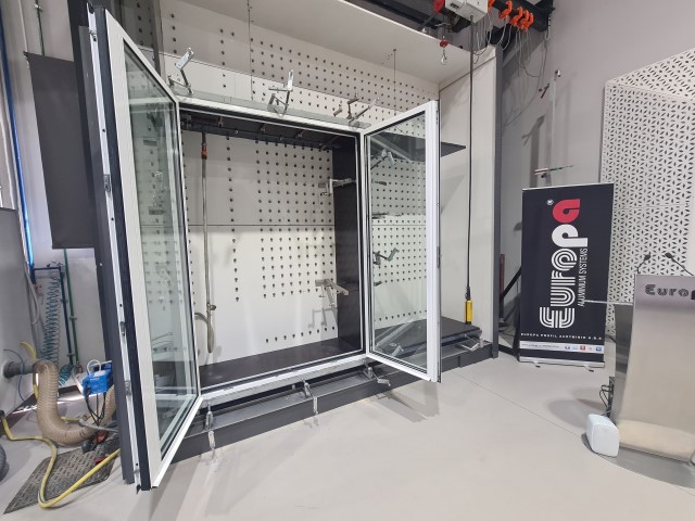 Ποια παράθυρα αλουμινίου - σειρές είναι τα καλύτερα για ηχομόνωση ;