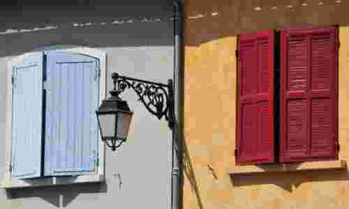 Ξεχωριστά παράθυρα και πόρτες – Special windows and doors