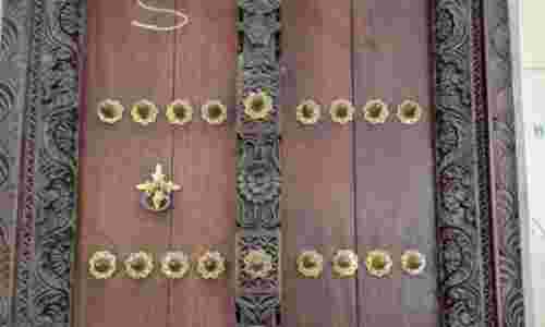 Αφρική πόρτες και παράθυρα – Africa doors and windows