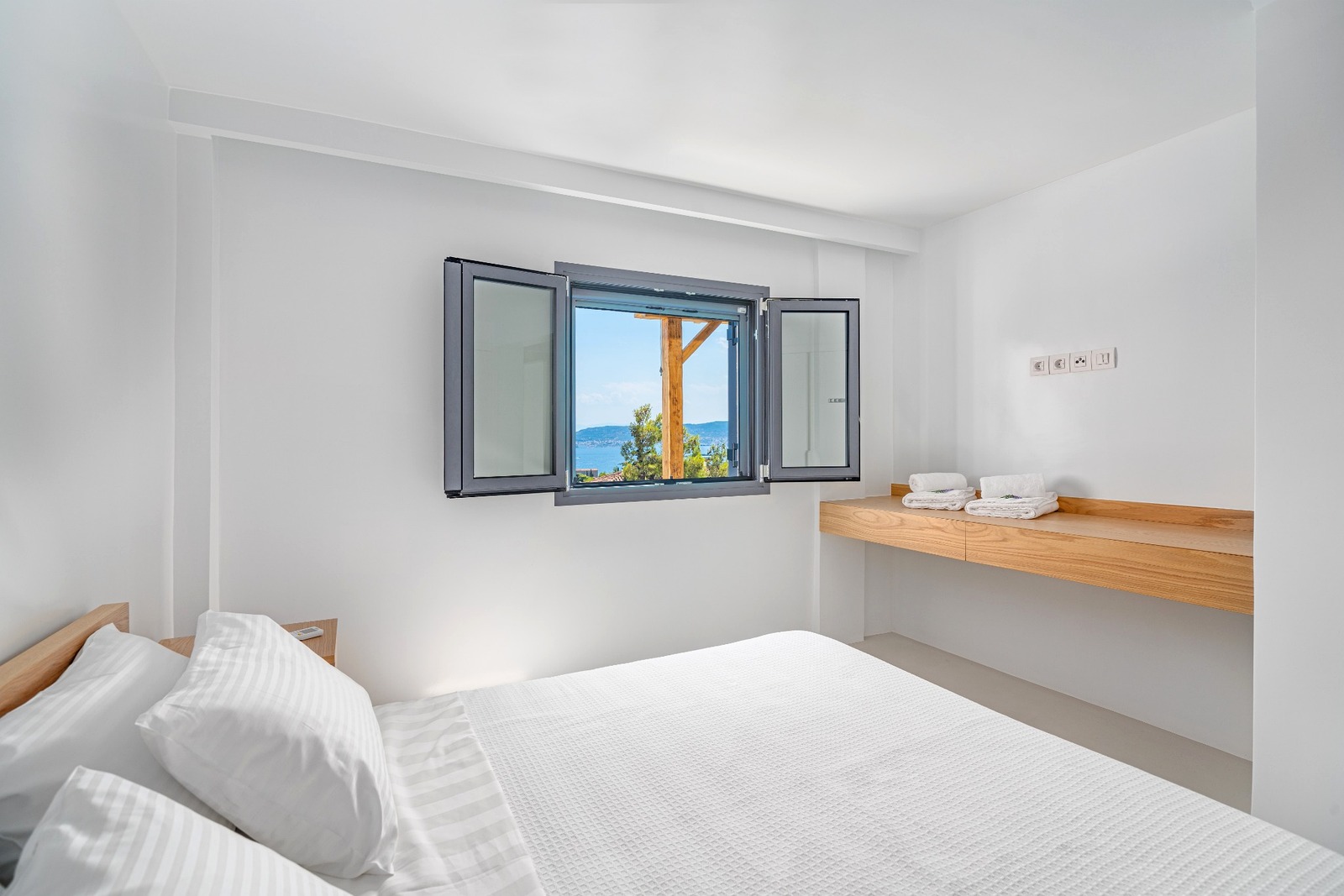 αλουμίνια Europa EOS-A40-hybrid